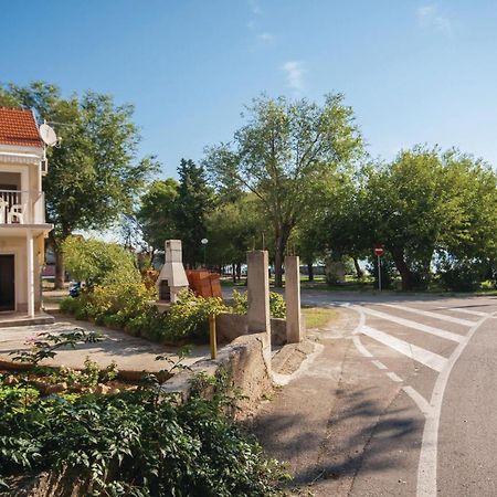 Apartment Raslina Lxvi מראה חיצוני תמונה