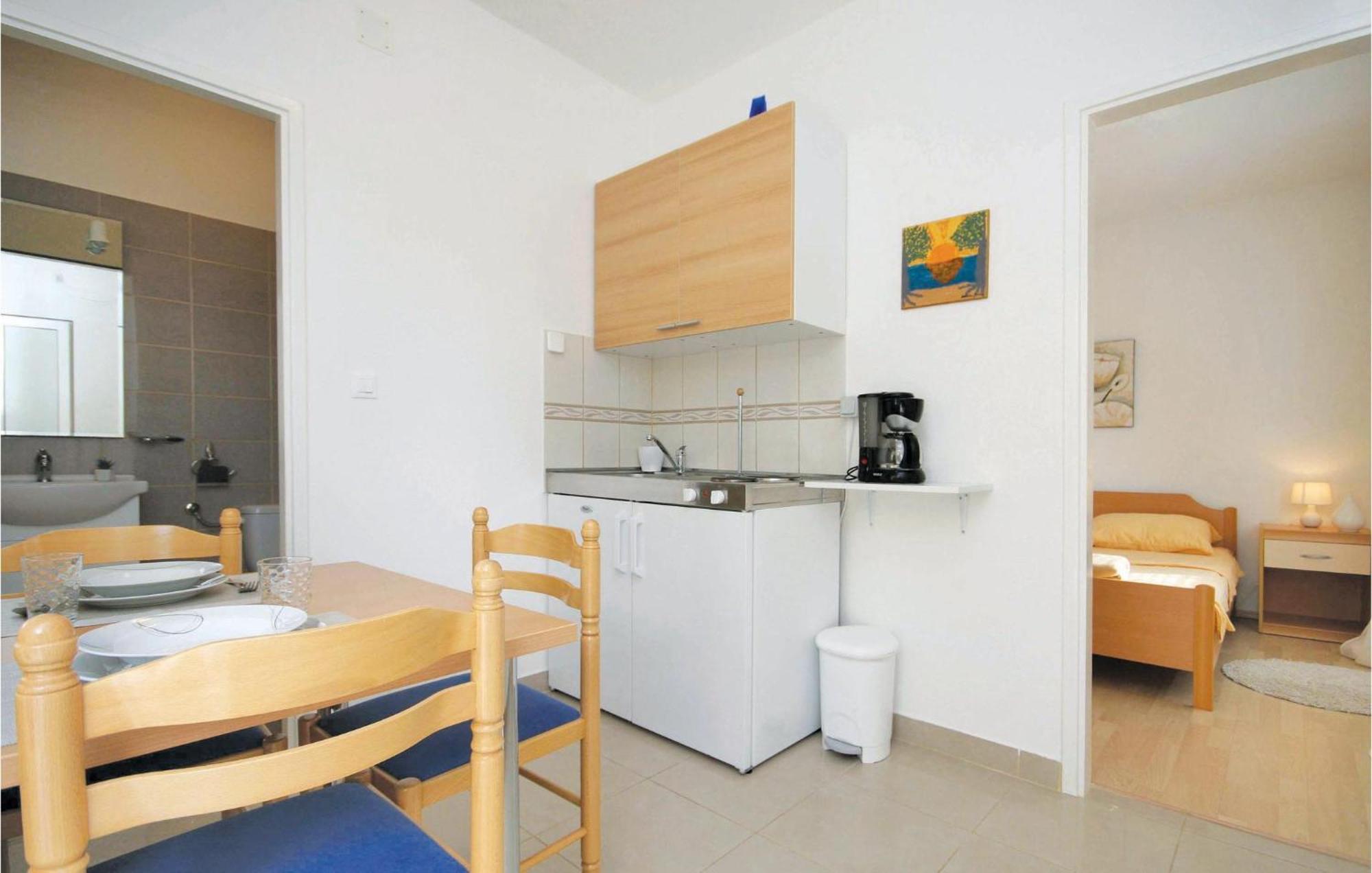 Apartment Raslina Lxvi מראה חיצוני תמונה